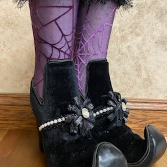 Spooky Witch Boot Decoration – Halloween Decor - Picture 11 of 11